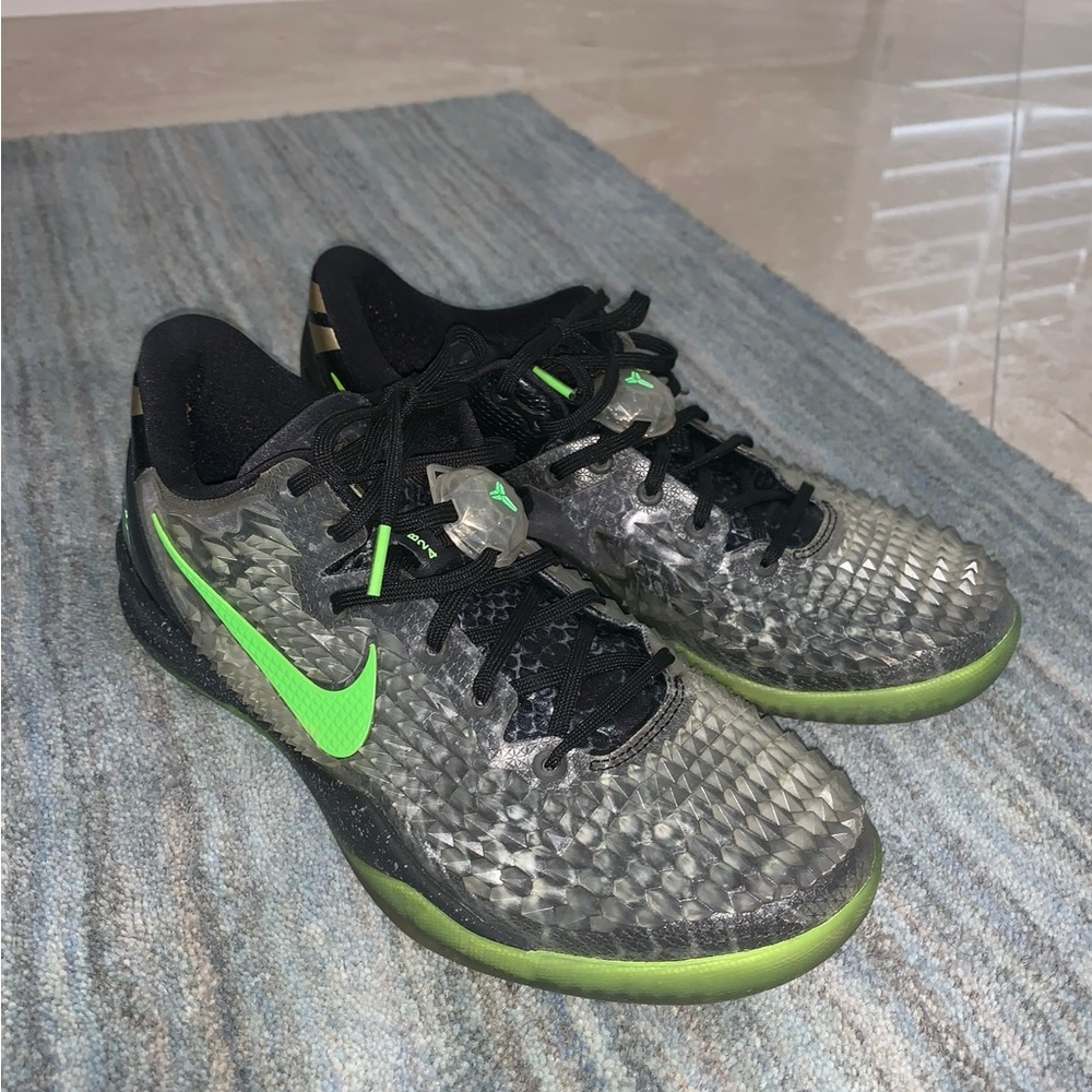 Nike Kobe 8 System size 10.5 Christmas Edition